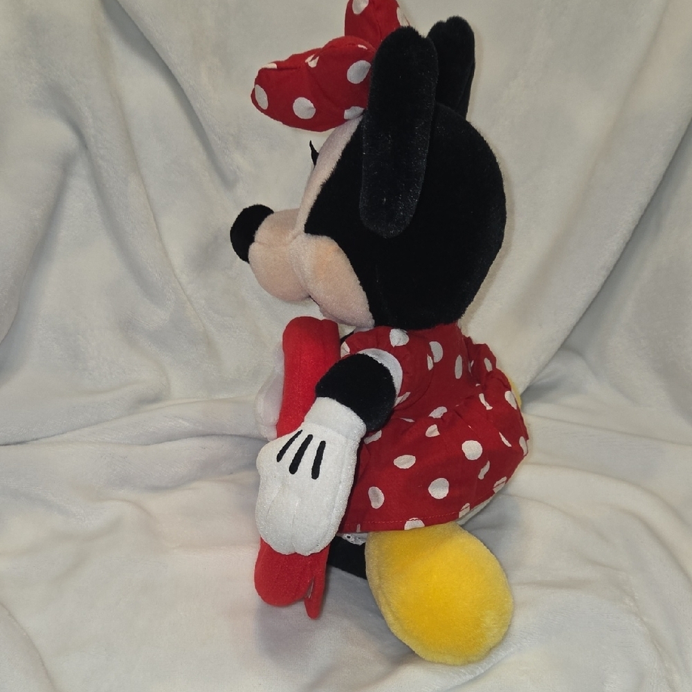 Disneyland Minnie Mouse Plush with‎ Heart Frame - Picture 6 of 11